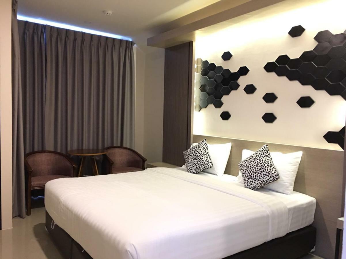The Chic 101 Hotel Selaphum Exterior foto